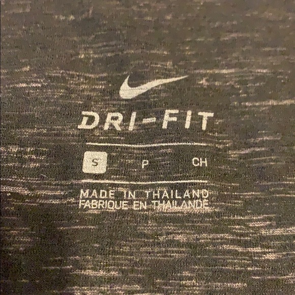 ✔️Nike Dri-Fit Cool Breeze (updated) Shirt Size S - Picture 4 of 5